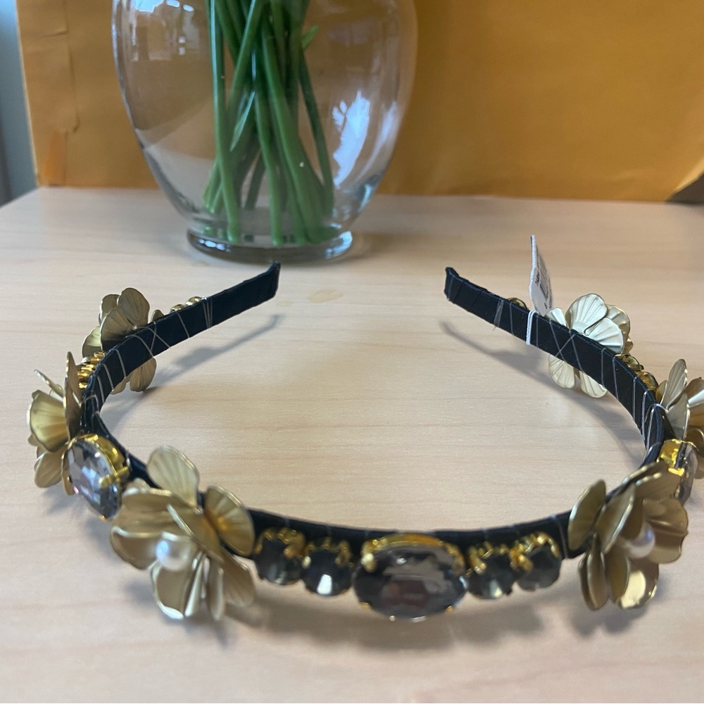 Tasha jeweled headband with tags still on
